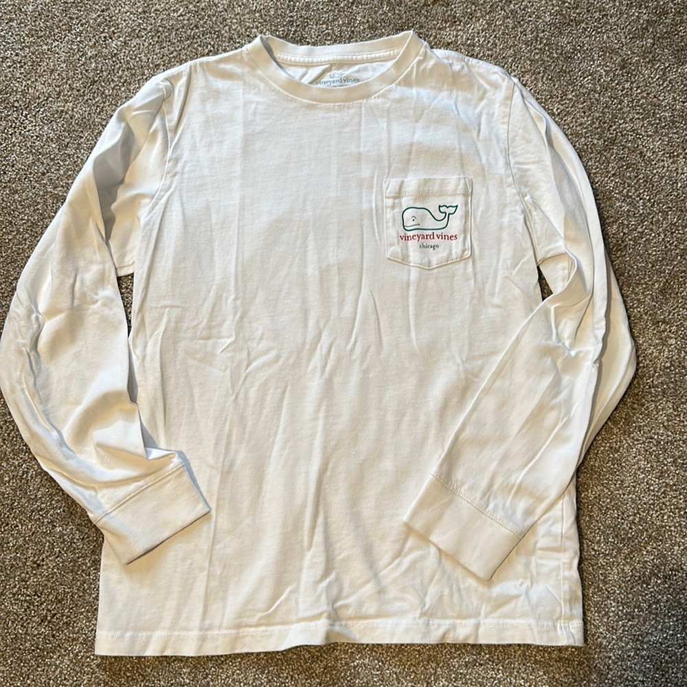 Vineyard Vines Christmas in Chicago long sleeve T-shirt